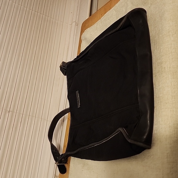 Coach Handbags - VINTAGE COACH HANDBAG